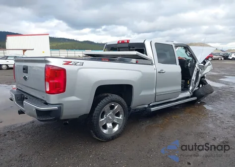 2018 Chevrolet Silverado 1500 2Lz z USA, uszkodzony, nr VIN 3GCUKSECXJG560132